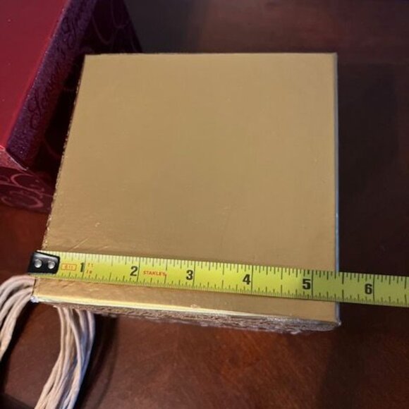 Holiday Gift Bags & Boxes Set With Santa Design & Festive Colors 52 pieces - Picture 10 of 12